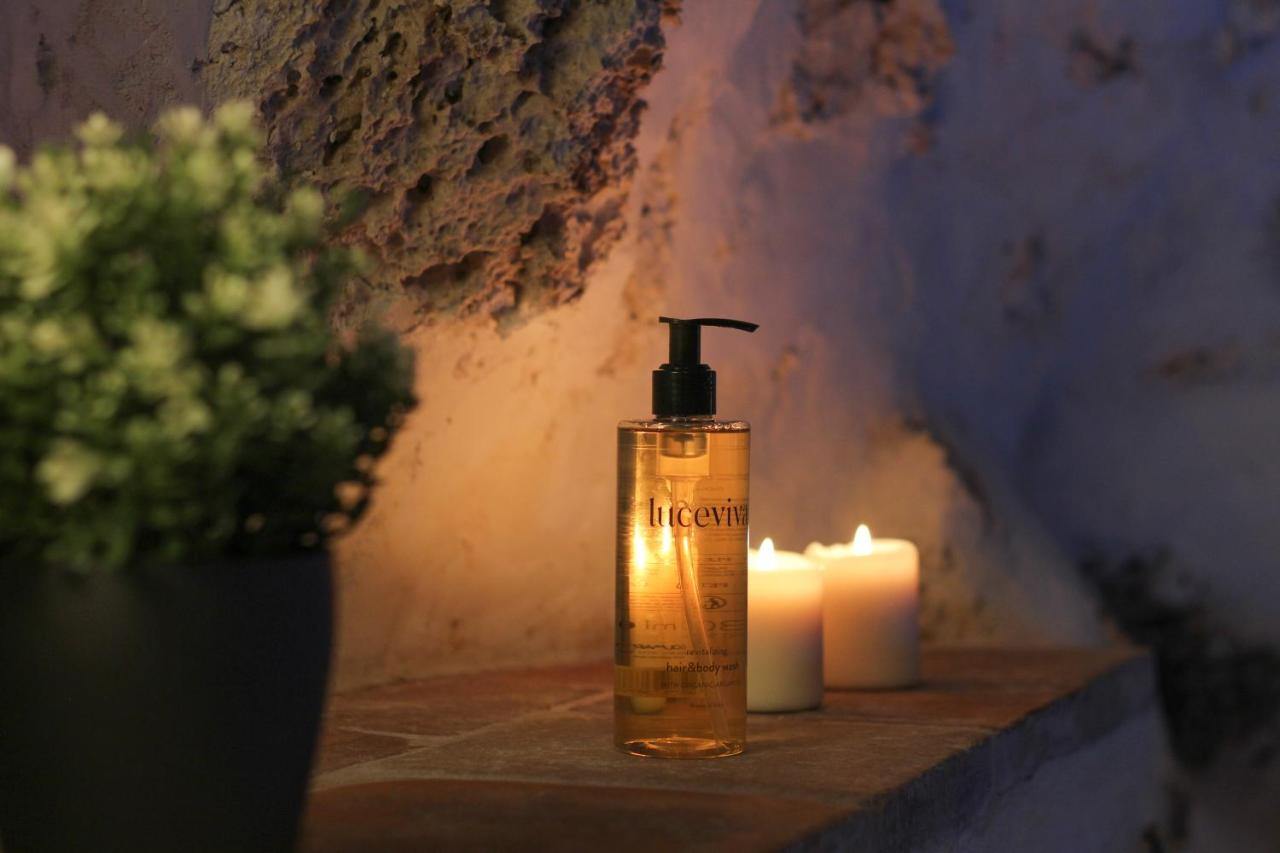 Villa Santo'S House Luxury - Idromassaggio E Doccia Emozionale à Santo Stefano Di Sessanio Extérieur photo