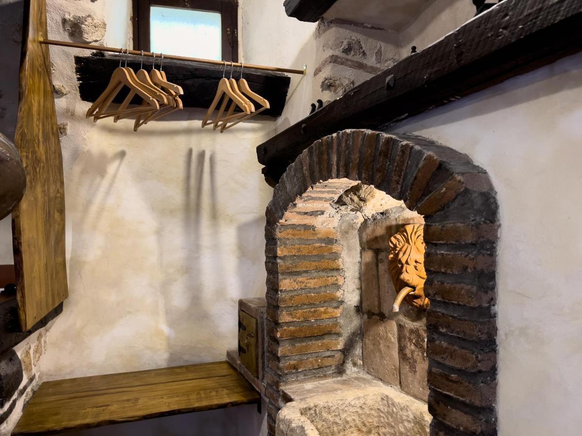 Villa Santo'S House Luxury - Idromassaggio E Doccia Emozionale à Santo Stefano Di Sessanio Extérieur photo